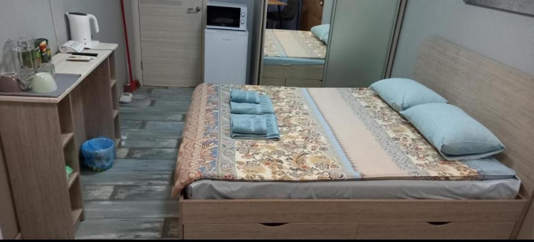 Obolonsky Hotel Киев Екстериор снимка