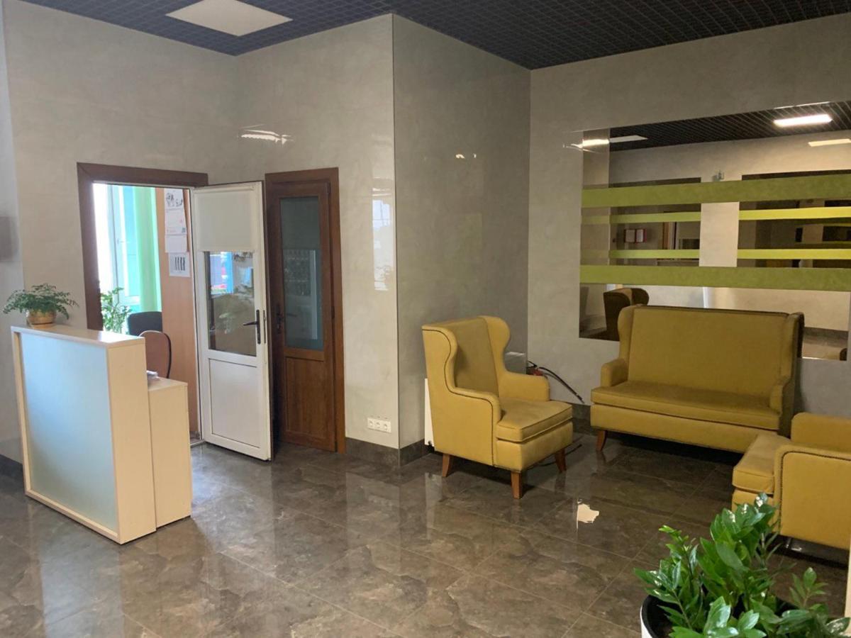 Obolonsky Hotel Киев Екстериор снимка