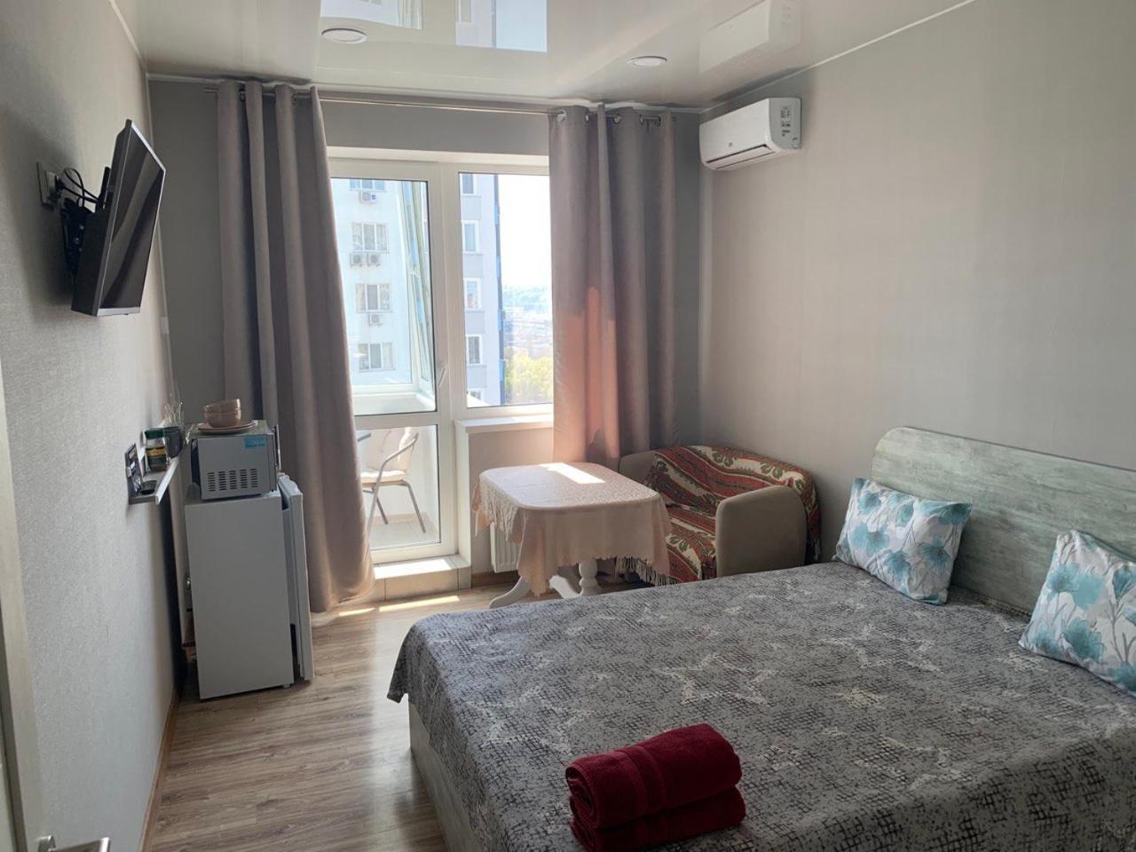 Obolonsky Hotel Киев Екстериор снимка