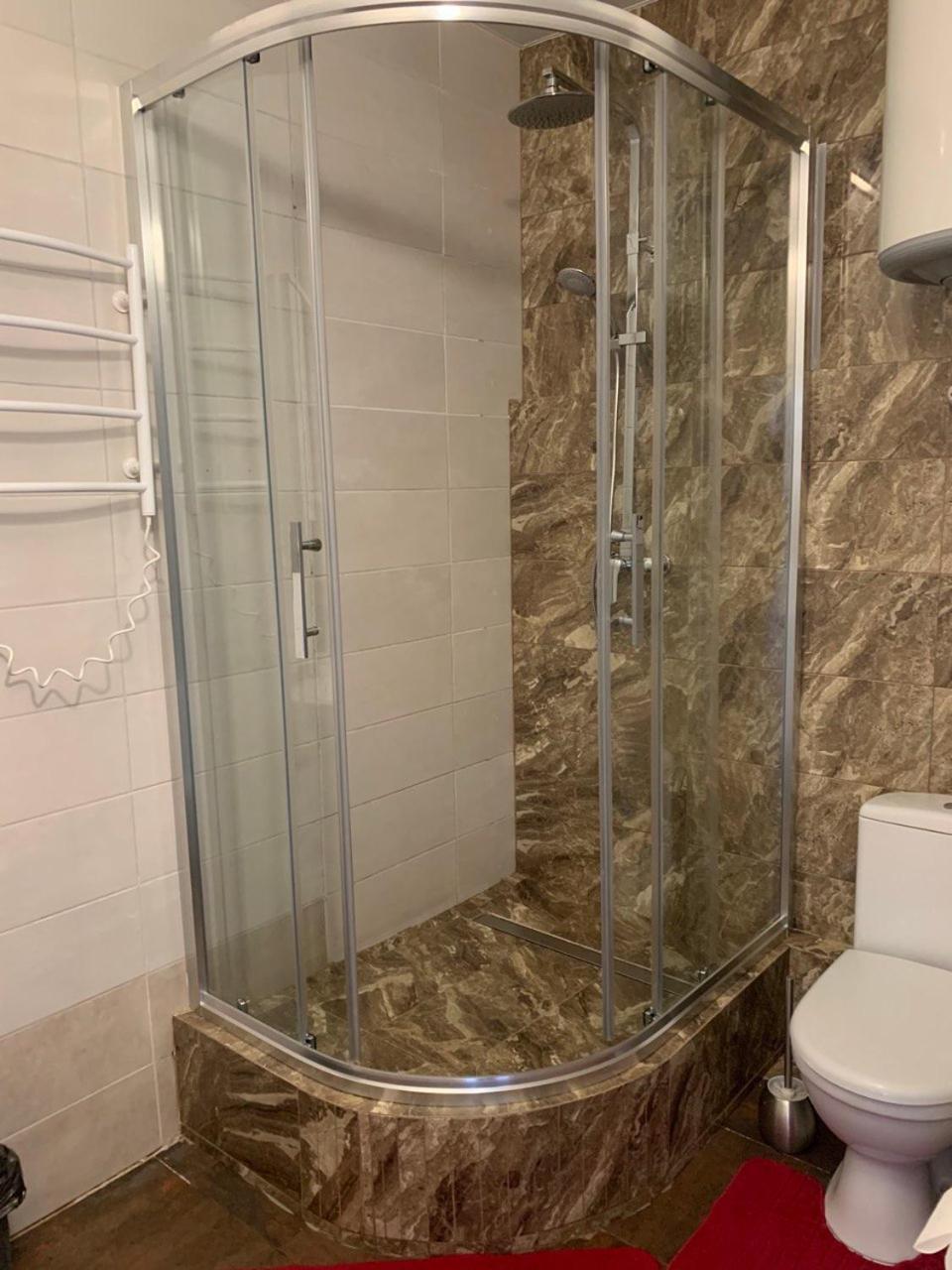 Obolonsky Hotel Киев Екстериор снимка
