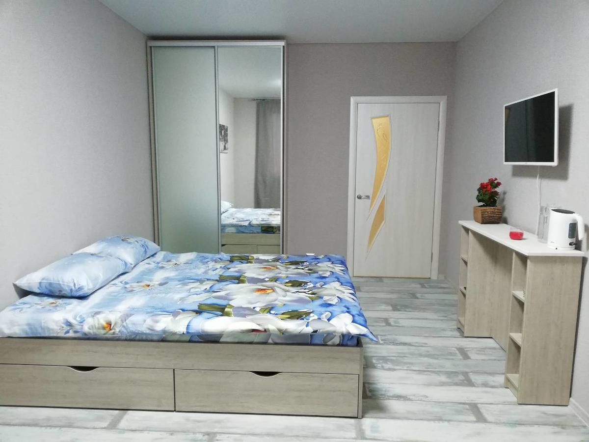 Obolonsky Hotel Киев Екстериор снимка