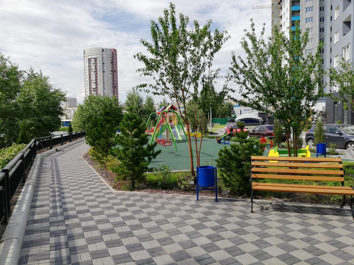 Obolonsky Hotel Киев Екстериор снимка