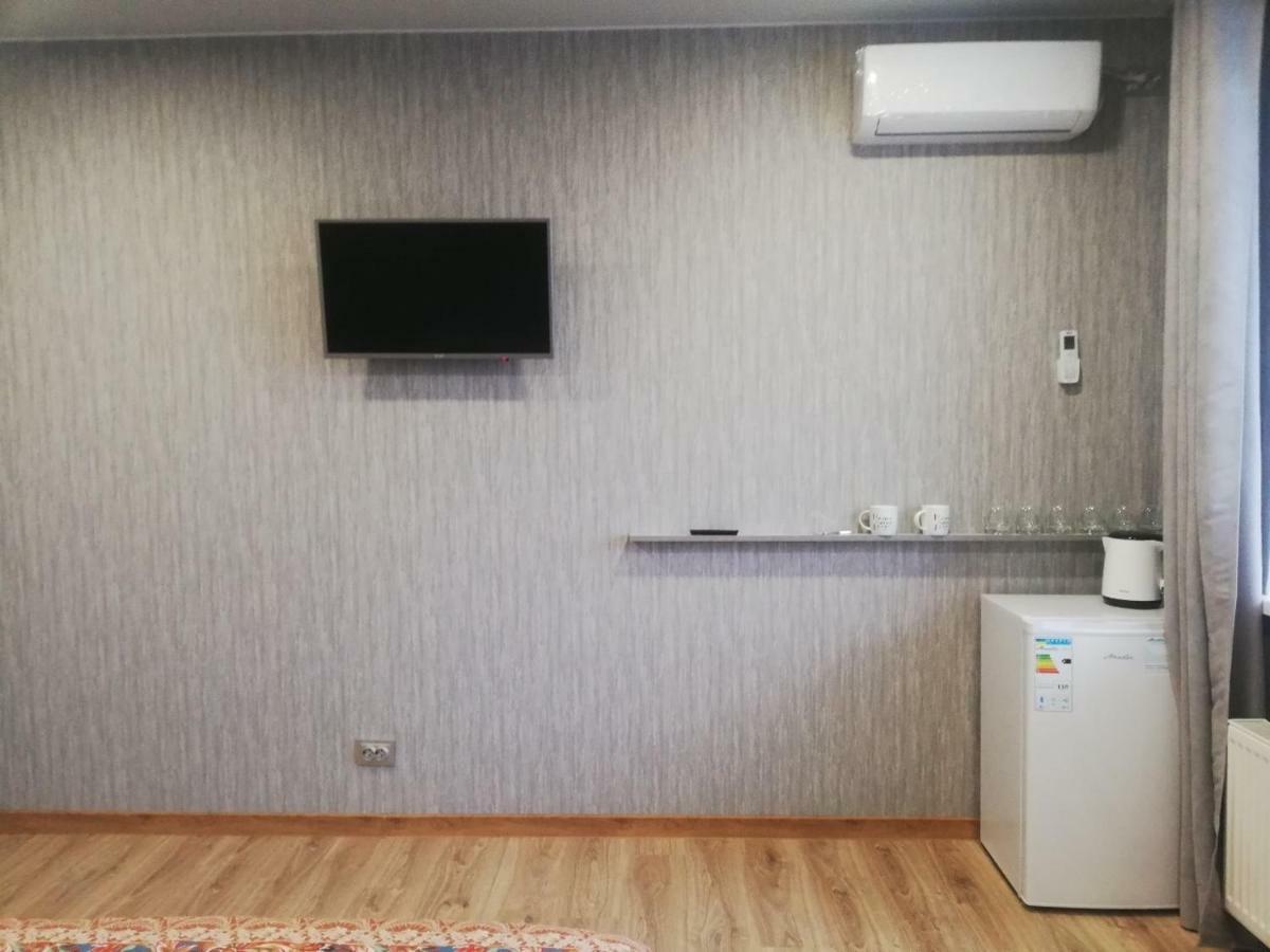 Obolonsky Hotel Киев Екстериор снимка
